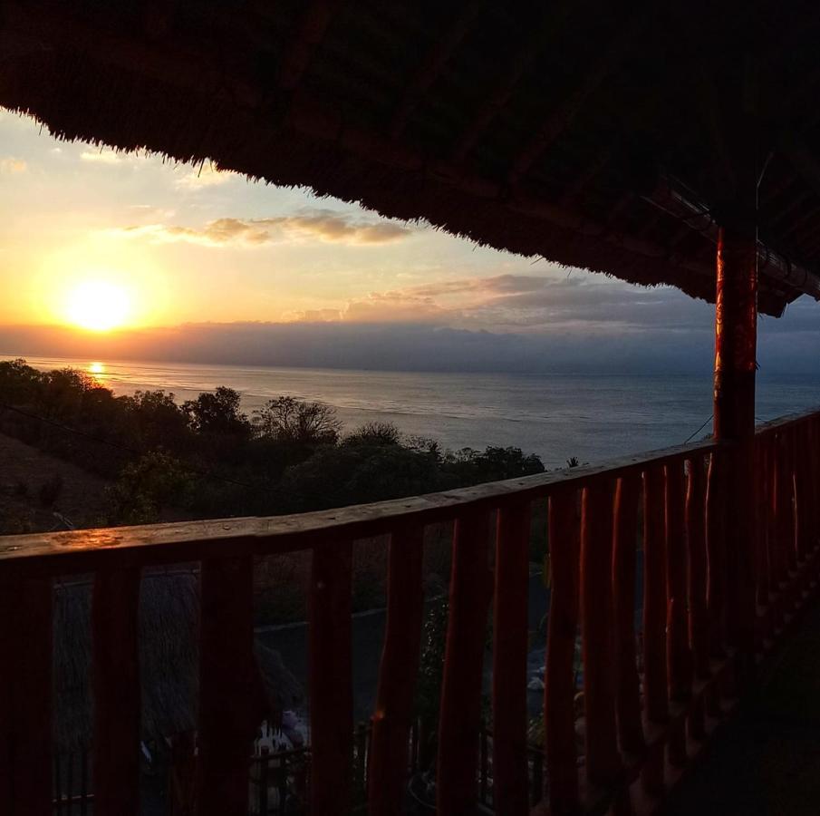 Gentari Homestay And Tour Batununggul Exterior foto