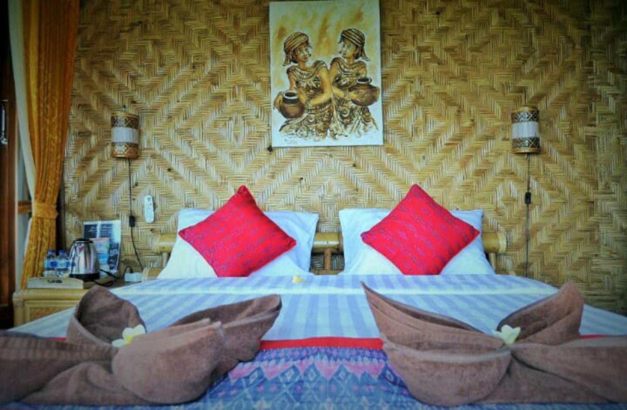 Gentari Homestay And Tour Batununggul Habitación foto